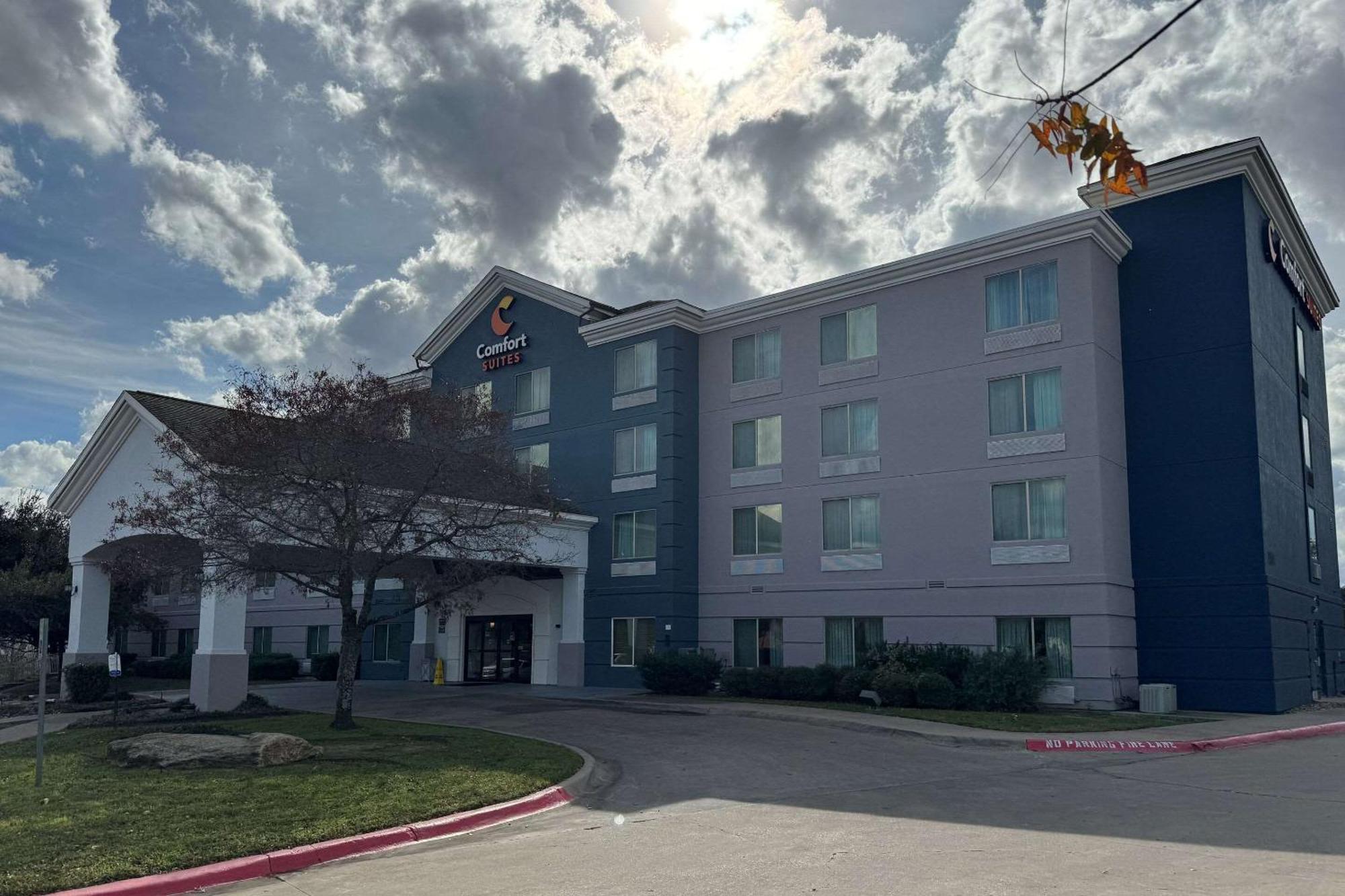 Comfort Suites Austin Airport Zewnętrze zdjęcie